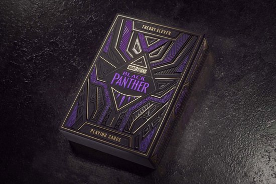 Zwarte speelkaarten met paars en goud reliëf, voorzien van Black Panther logo en Theory11 branding.