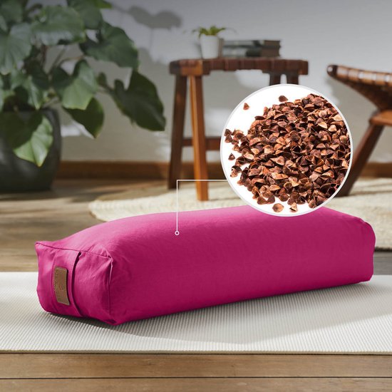 #DoYourYoga - Hoekig Yoga bolster - »Paravati« - Meditatiekussen met bio-organische boekweit schalen vulling - L67 cm & diam.13 cm - pink van #DoYourYoga — afbeelding 3