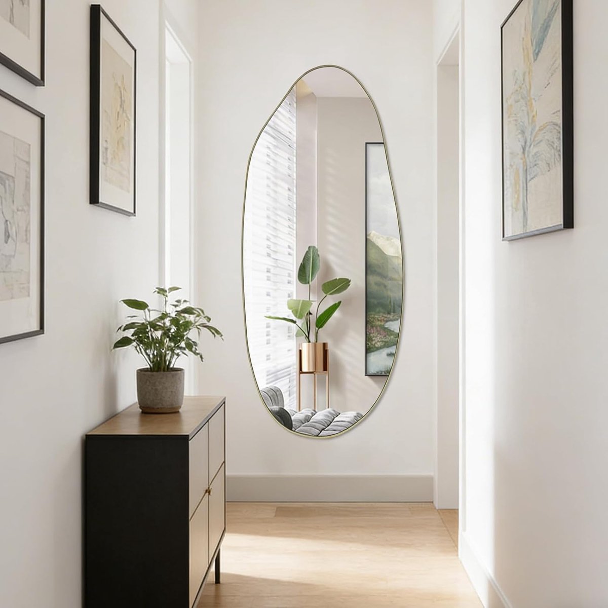 Onregelmatige Wandspiegel - Asymmetrische Spiegel Decoratief - Moderne Woonkamer Inrichting - Explosieveilig Glas Ontwerp - Grote Afmetingen Metaal - Gouden Frame