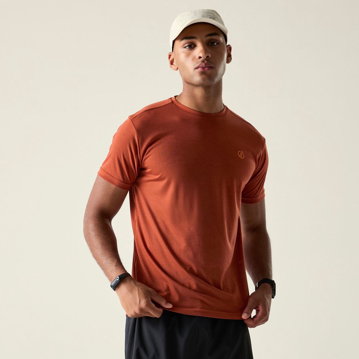 Dare2b Agile T-shirt Met Korte Mouwen Man Arabian Spice
