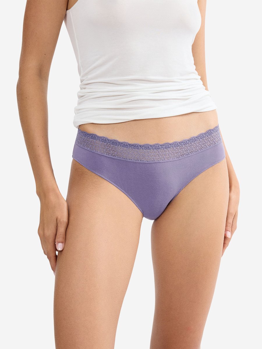 Triumph Tai-Slip Red Label Feel of Modal