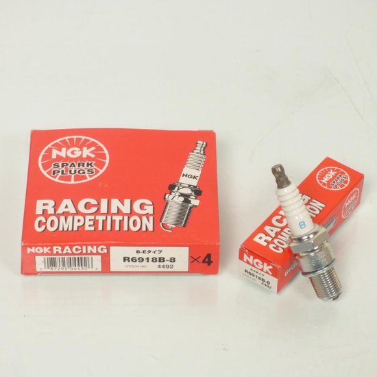 Bougie NGK voor Motor Suzuki 125 RM 1996 tot 2011 R6918B-8 / 4492 / doos van 4 Nieuw