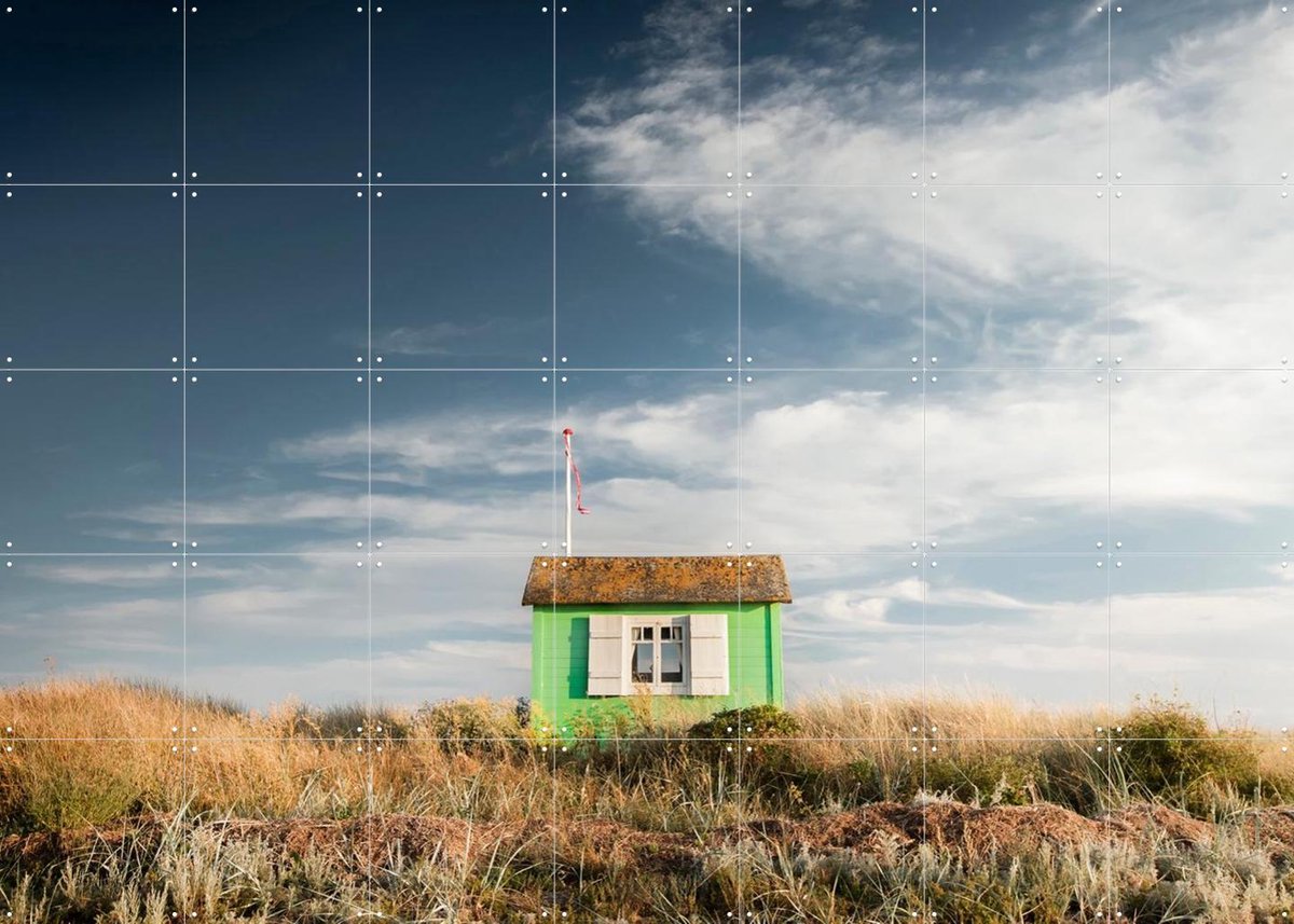 IXXI Denmark Aero Marstal Green Beachhouse, Claire Droppert - 140 x 100 cm - Gratis ophangtool - Grote wanddecoratie en posters - Fotografie