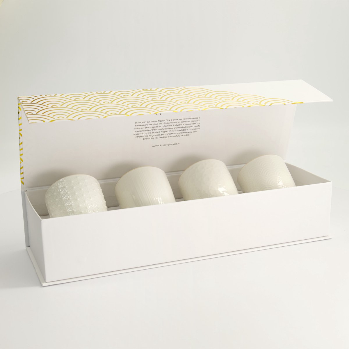 Tokyo Design Studio - Nippon White Gold Rim - Theekopjes - Wit Goud - 170 ml - 4-delige Set - 6,7x7,7 cm