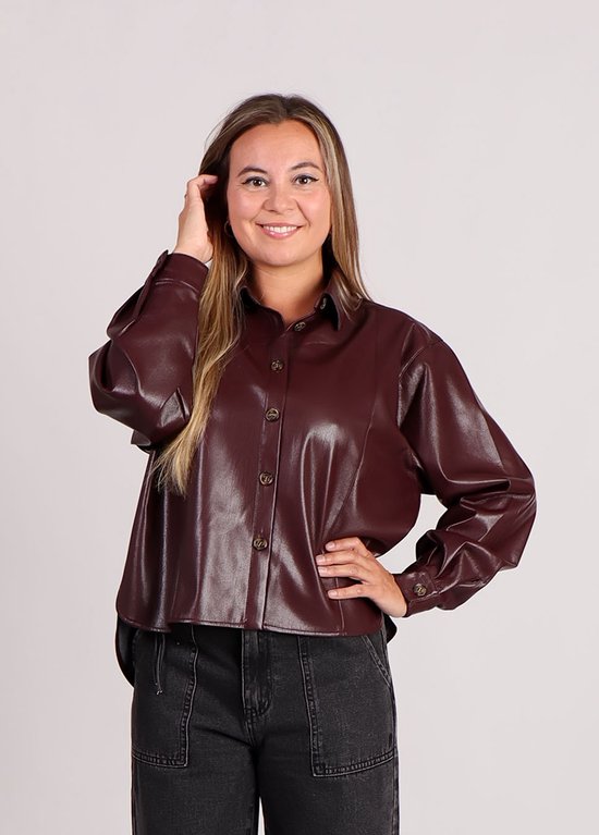 Blouse en cuir verni Simone FRNCH cuir vegan bordeaux rouge