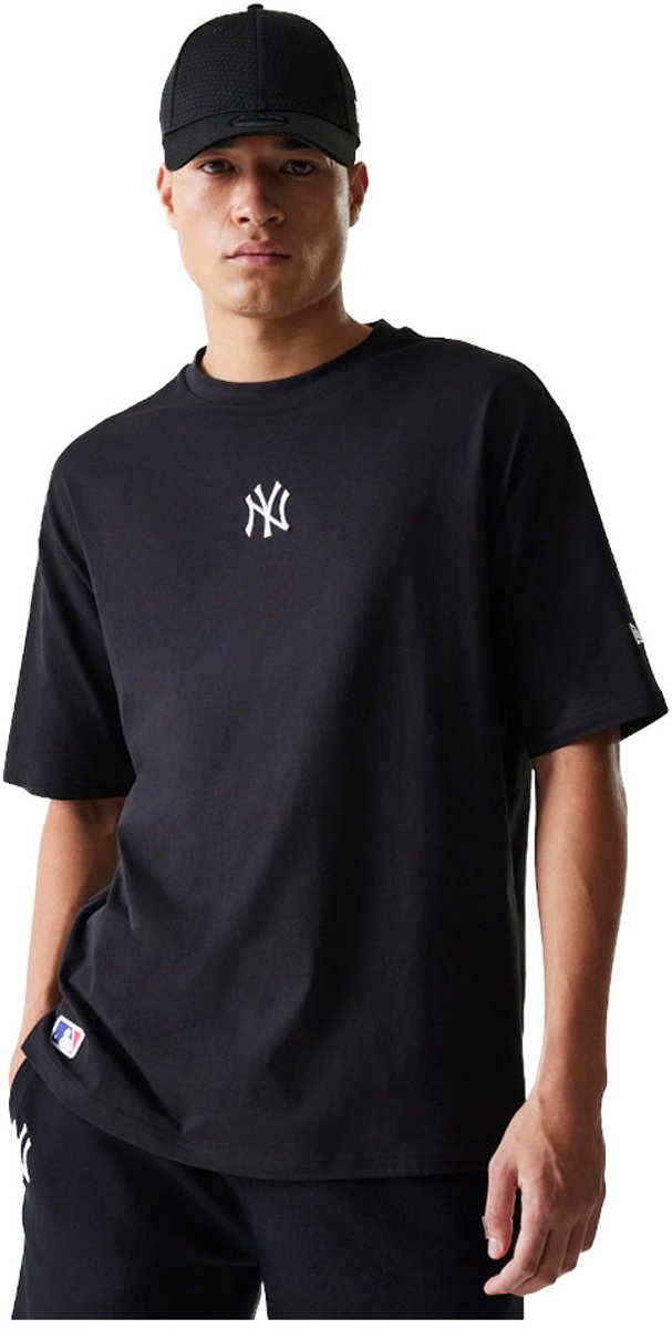 New Era Mlb Le Midi New York Yankees T-shirt Met Korte Mouwen Zwart