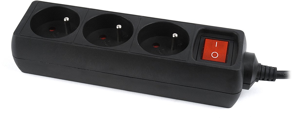 3-voudige stekkerdoos met C14 stekker, pen-aarde, 0,6 m