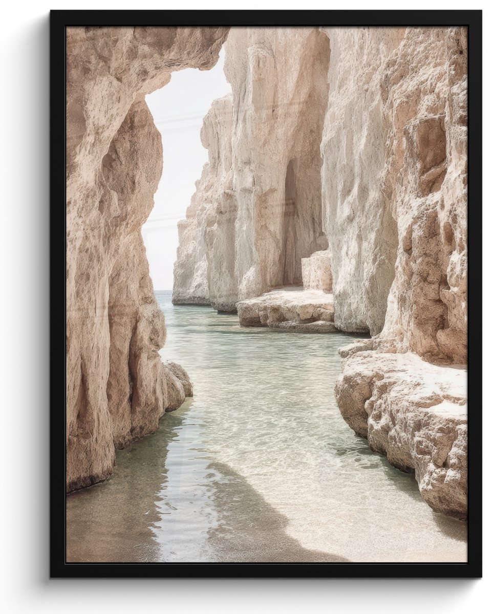 FrameYourWall Poster in lijst - Fotolijst 60x80 cm - Posters - Rotsen - Zee - Zand - Kloof - Posterlijst zwart - Decoratie - Wanddecoratie woonkamer - Muurdecoratie slaapkamer