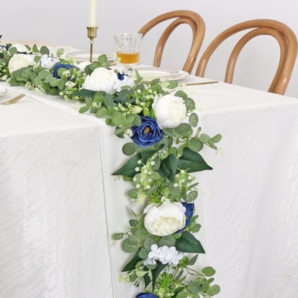 PromoHome Kunstmatige Eucalyptusslingers met Pioenrozen 2 stuks 190 cm Nep Bloemenslingers Blauw en Wit voor Bruiloft Decoratie Tafel Feest BlauwWit