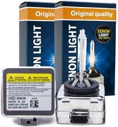 Twee MoTronics Xenon D3S 4300K lampen en een ballast. Lampen met glazen buis en metalen basis. Balast met waarschuwing "HIGH VOLTAGE".