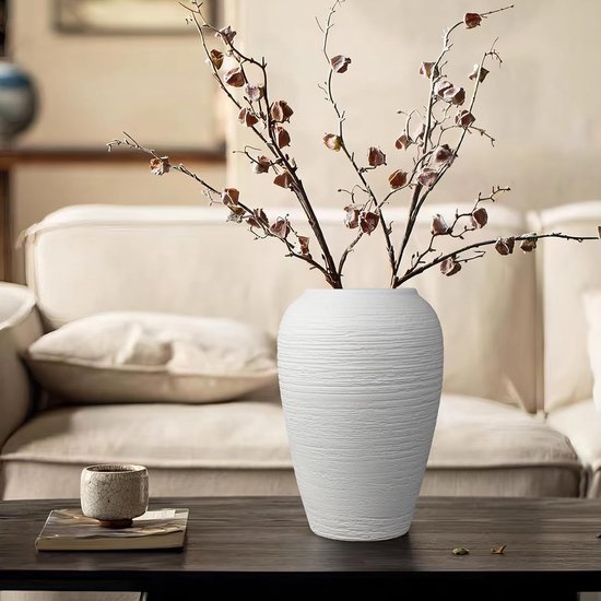 Grote keramische rustieke vaas, minimalistische decoratieve boerderij