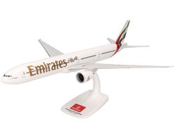 Boeing 777-300ER Emirates 2023 Colors