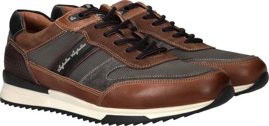Bruine herensneakers van leer en textiel, met veters en logo 'Australian Australian'.