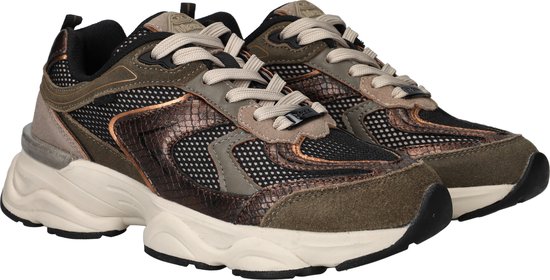 Paar groene en bruine sneakers met beige veters, snake-print details en beige zolen.