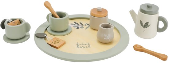 Olijfgroen houten theeservies met opdruk van bladeren op de theepot, inclusief kopjes, suikerpot en melkkan.