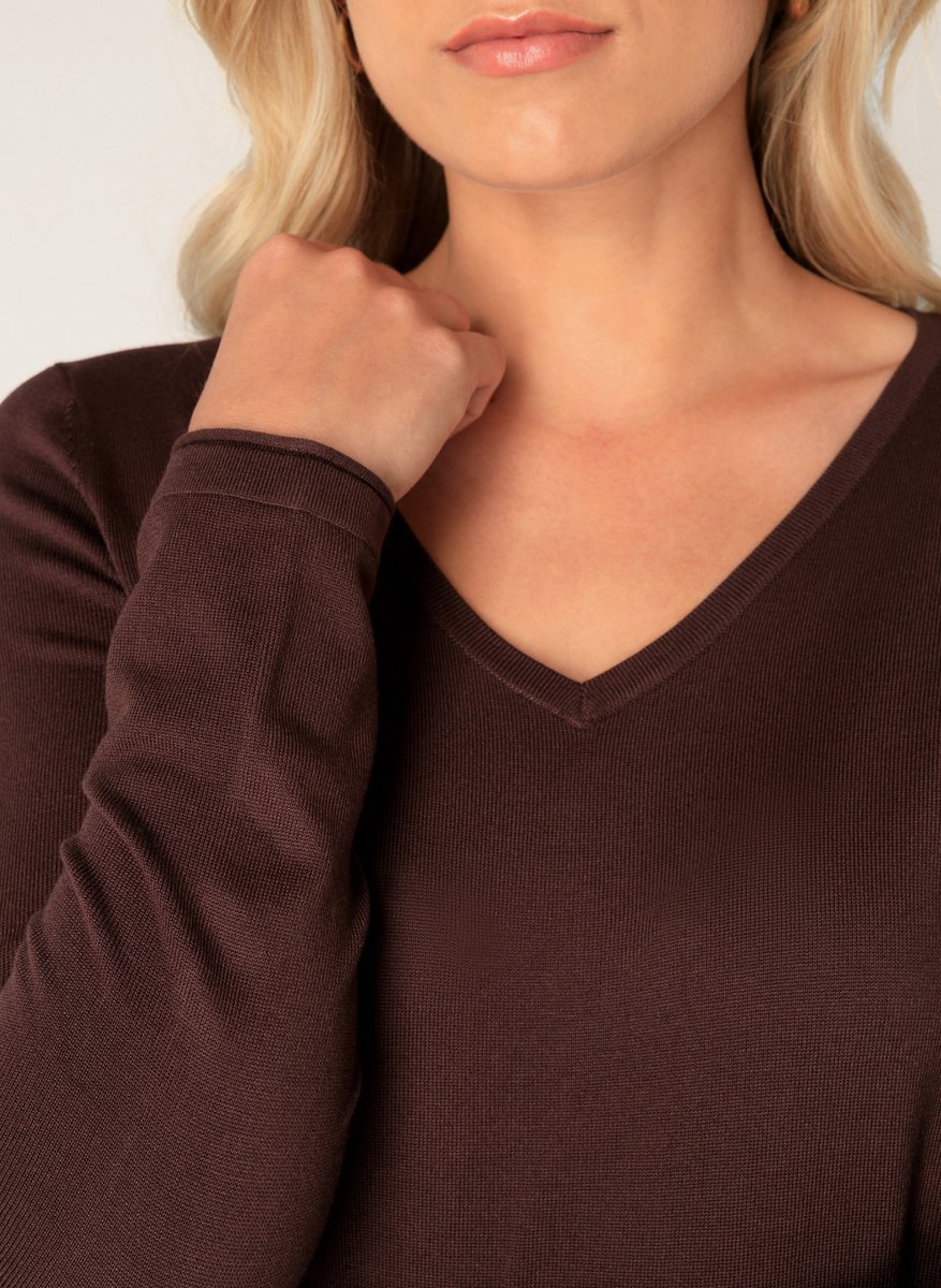 BASE LEVEL Yola Trui - Brown - maat 40