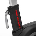 Detail van de zijkant van de FitBike 'The Beast' airbike met rode tekst.