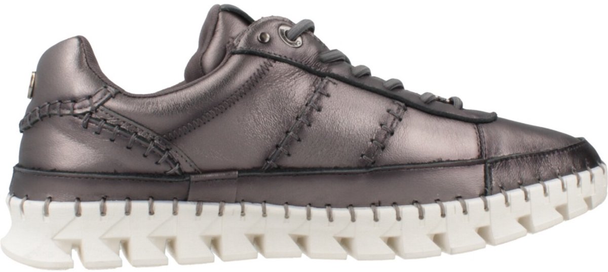 CARMELA 162528 Trainer - LEIDEN