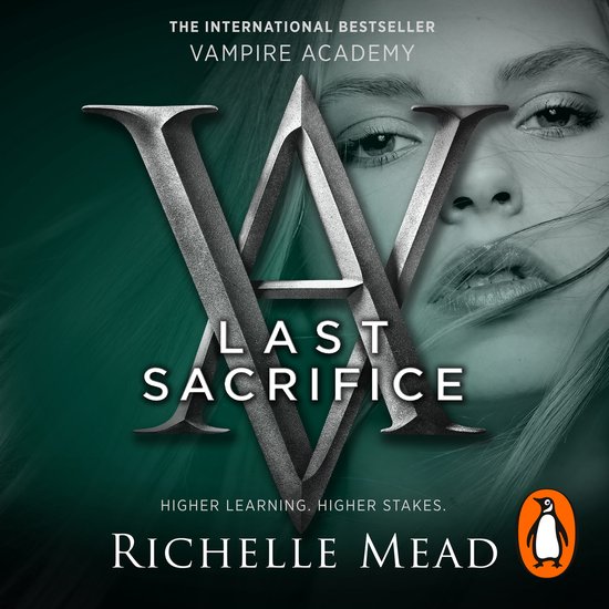 Vampire Academy- Vampire Academy: Last Sacrifice (book 6) - cover