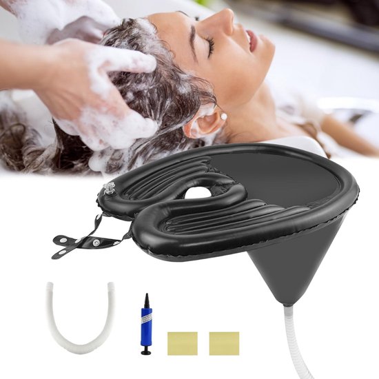 Bassin gonflable noir pour le lavage des cheveux avec une femme se faisant laver les cheveux, incluant un tuyau, une pompe et des autocollants.