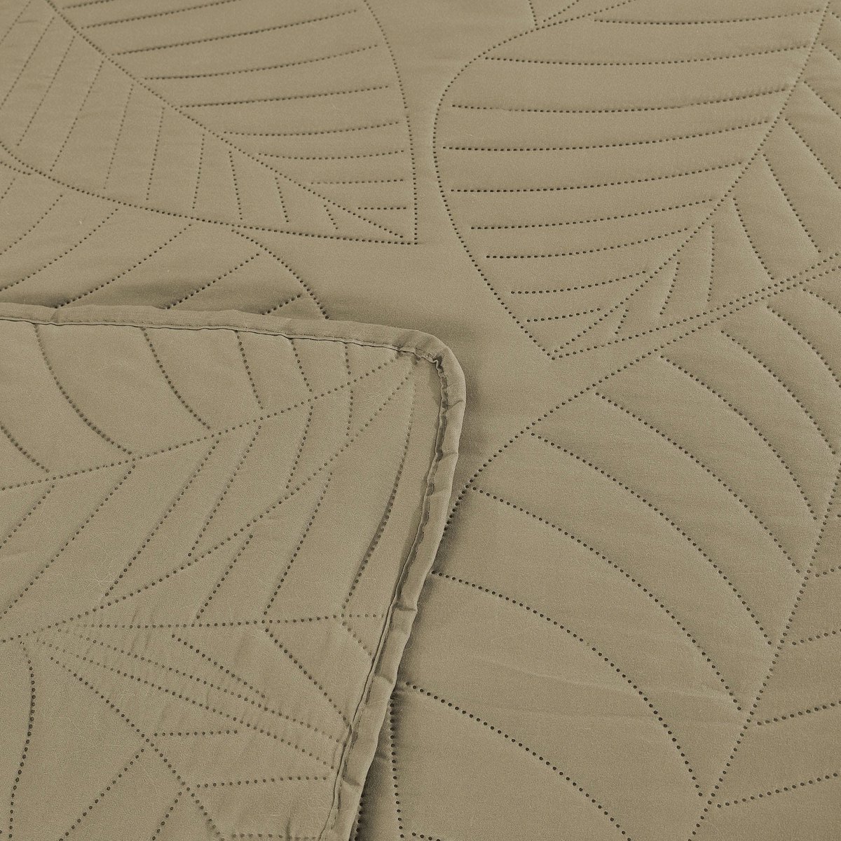 Gewatteerde dubbelzijdige sprei 220x240cm - Latte Beige