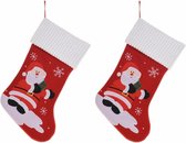 2x stuks kerstsokken met Kerstman print 46 cm - kerstversiering haard sokken