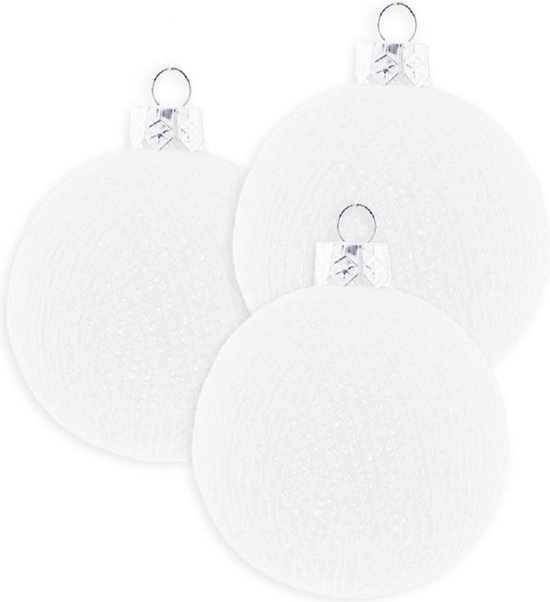 3x Witte Cotton Balls kerstballen 6,5 cm - Kerstversiering - Kerstboomdecoratie - Kerstboomversiering - Hangdecoratie - Kerstballen in de kleur wit