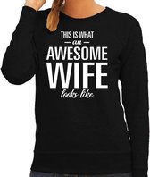 Awesome wife / vrouw / echtgenote cadeau trui zwart dames L