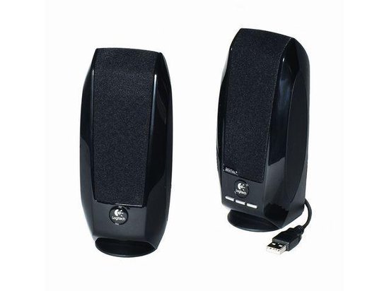 Zwarte Logitech speakers, de rechter met USB-kabel en "DIGITAL" logo.