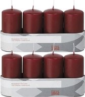 8x Bordeauxrode cilinderkaarsen/stompkaarsen 5 x 10 cm 18 branduren - Geurloze donkerrode kaarsen - Woondecoraties