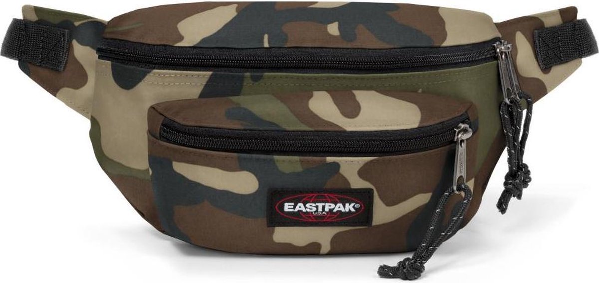 schrobben Concreet Boom Eastpak Doggy Bag Heuptas Camo | bol.com