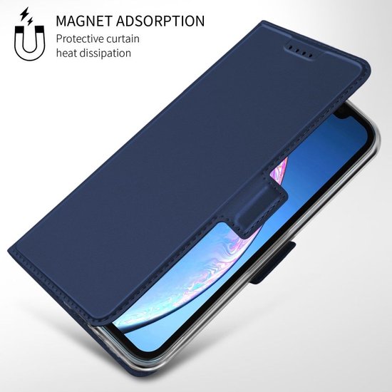 Étui de téléphone bleu, semi-ouvert, avec le texte "MAGNET ADSORPTION".