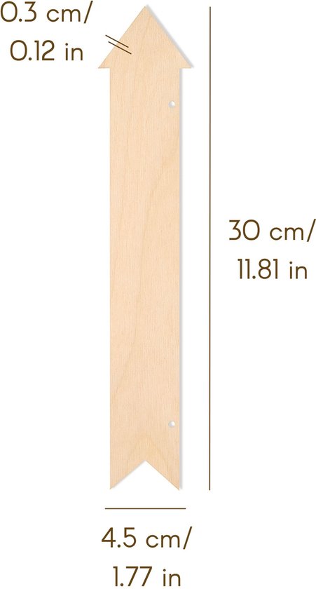 Ongeverfde houten pijl van 30 cm lang en 4,5 cm breed met een dikte van 0,3 cm.