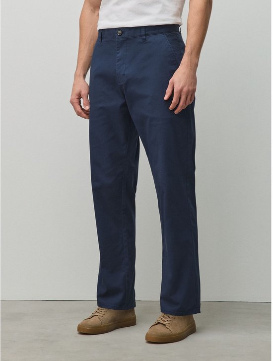 Next - Heren - Katoenrijke chino met stretch en rechte pijpen - Blauw