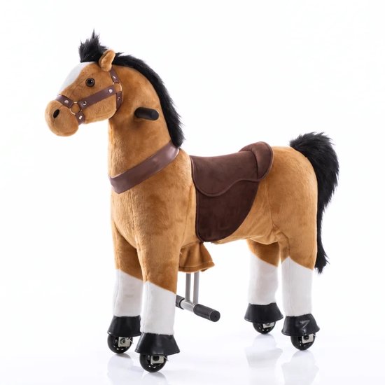 Bruin speelgoedpaard met zwarte manen en staart, witte bles en witte sokken. Heeft bruin zadel en hoofdstel. Van de zijkant gezien.