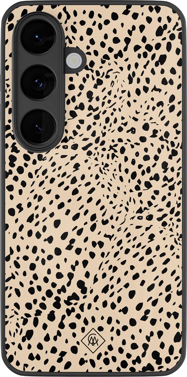 Casimoda® hoesje - Geschikt voor Samsung Galaxy S26 - Stippen bruin abstract - Luxe Hard Case Zwart - Backcover telefoonhoesje - Bruin/beige