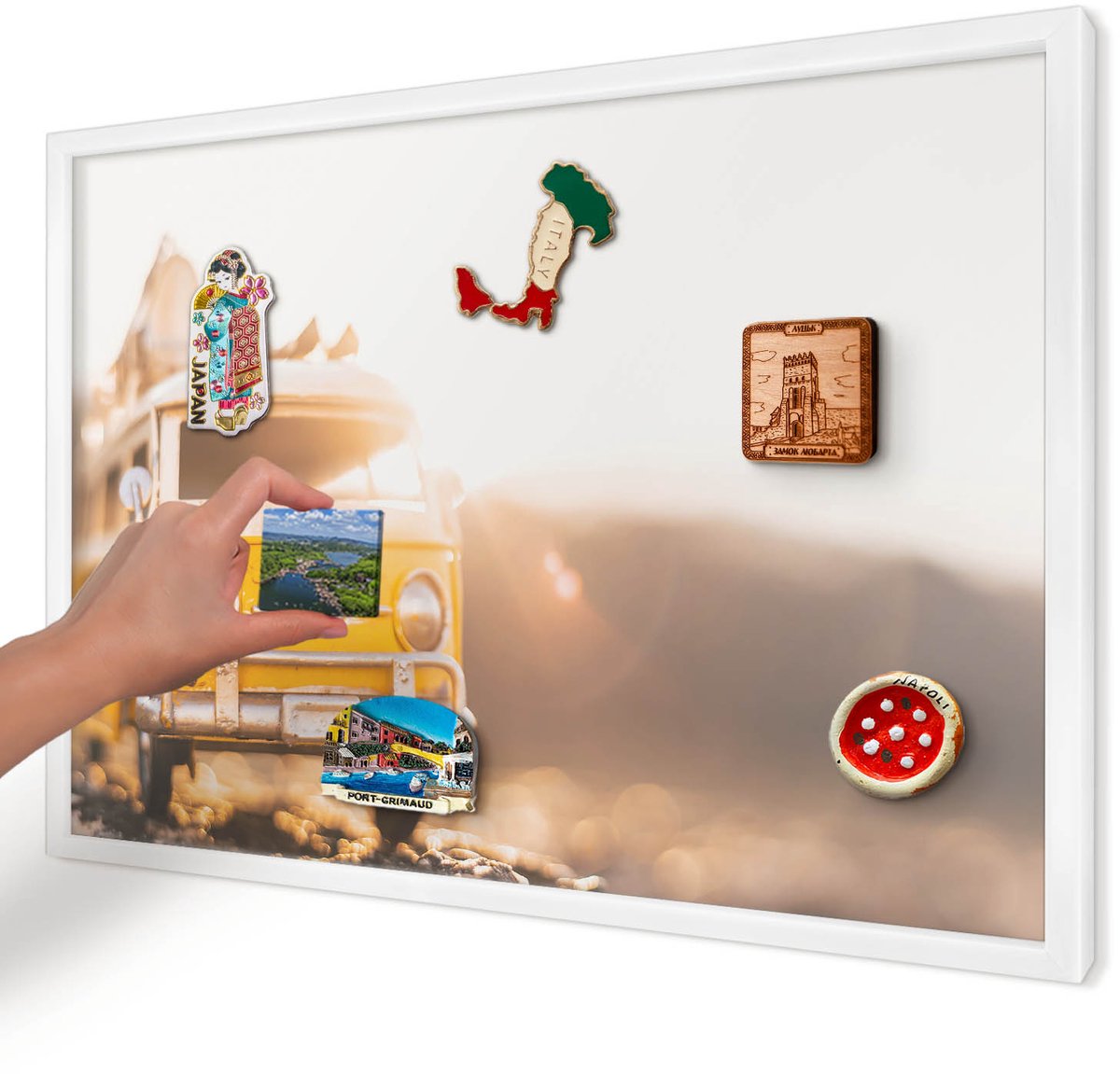 Artprintcave Geel Magneetbord mit Witte Lijst - 60x40 cm - Retro Reizen Magneetbord Voor Keuken - Retro Magnetisch Bord - Voertuigen