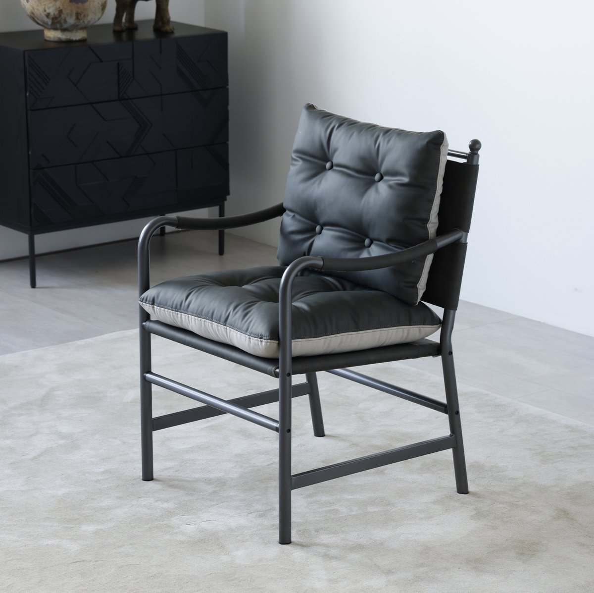 HAUSS SPOLE Fauteuil - Retro Accentstoel - Met Armleuningen En Zachte Vulling - Voor Woonkamer, Slaapkamer En Kantoor - Leer Zwart