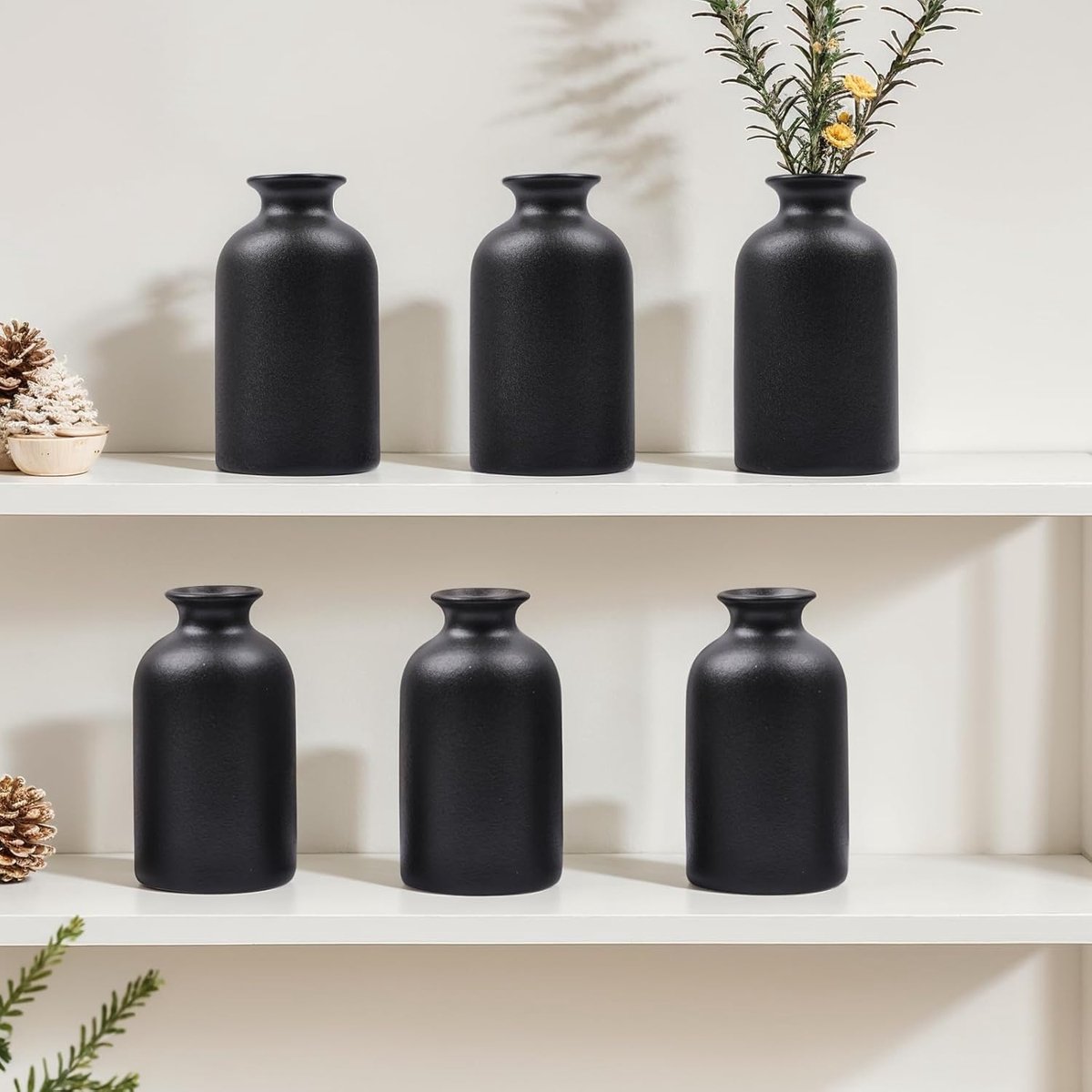 Omgoods - Set van 6 Kleine Zwarte Keramische Vazen