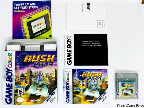 Nintendo Game Boy Color game box met de game, instructieboekjes en extra's. San Francisco Rush 2049.