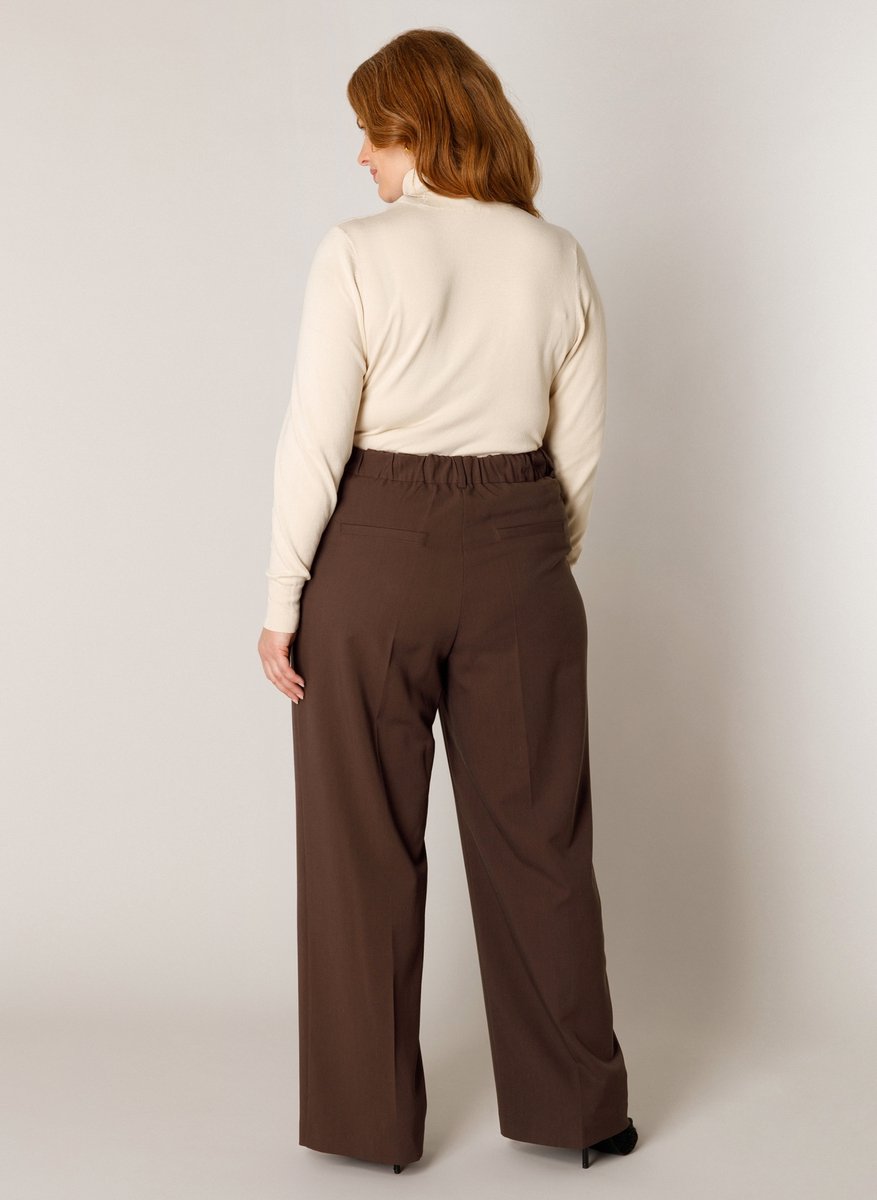 BASE LEVEL CURVY Yunia Pants - Brown - maat W5(58/60) / L32