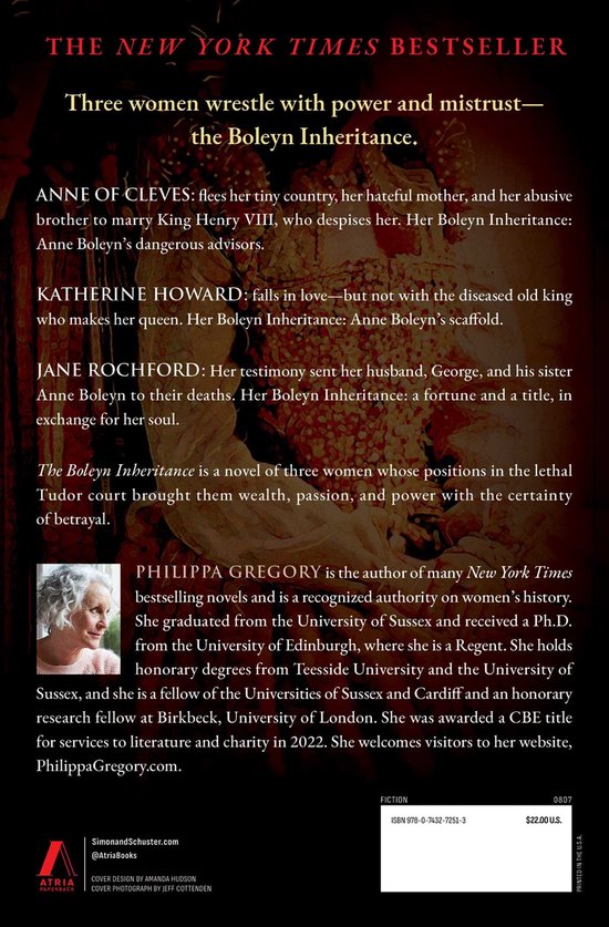 Achterflap van 'The Boleyn Inheritance' met tekst over het verhaal, de auteur en een foto van Philippa Gregory.