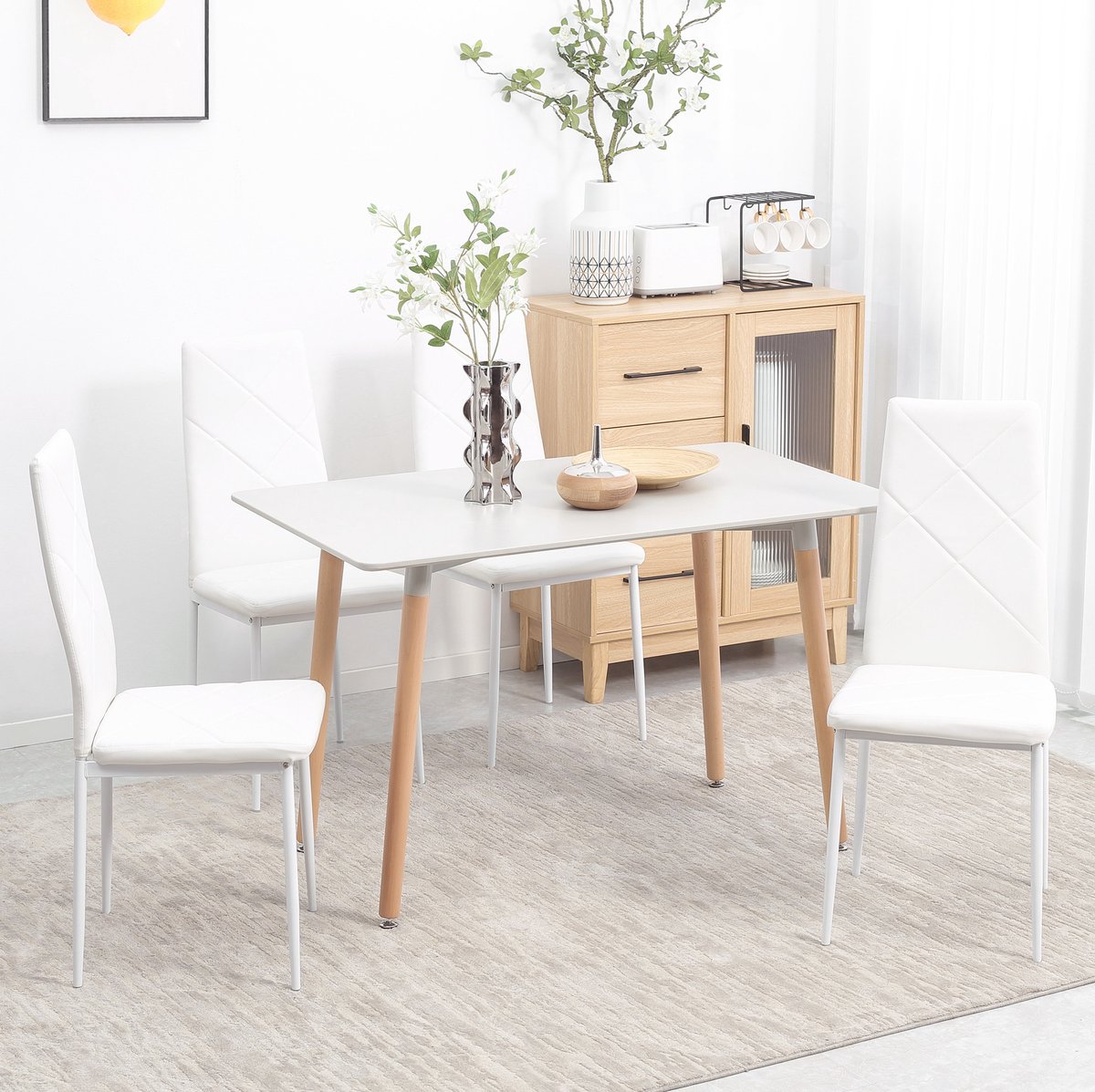 Eetkamerstoel Set van 4 Witte Gevoerde Eetkamerstoelen Met Hoge Rugleuning En Gestikt Patroon Voor Keuken En Woonkamer Metaal Kunstleer