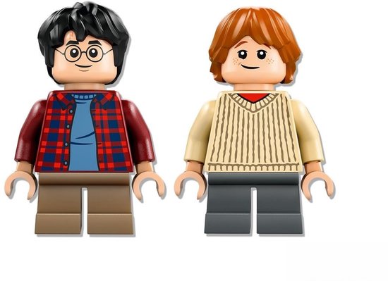 Deux figurines LEGO de Harry Potter et Ron Weasley.
