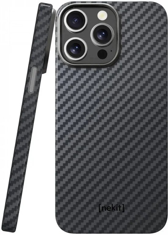 iPhone 14 Pro met grijs/zwart carbon fiber hoesje. Side view.