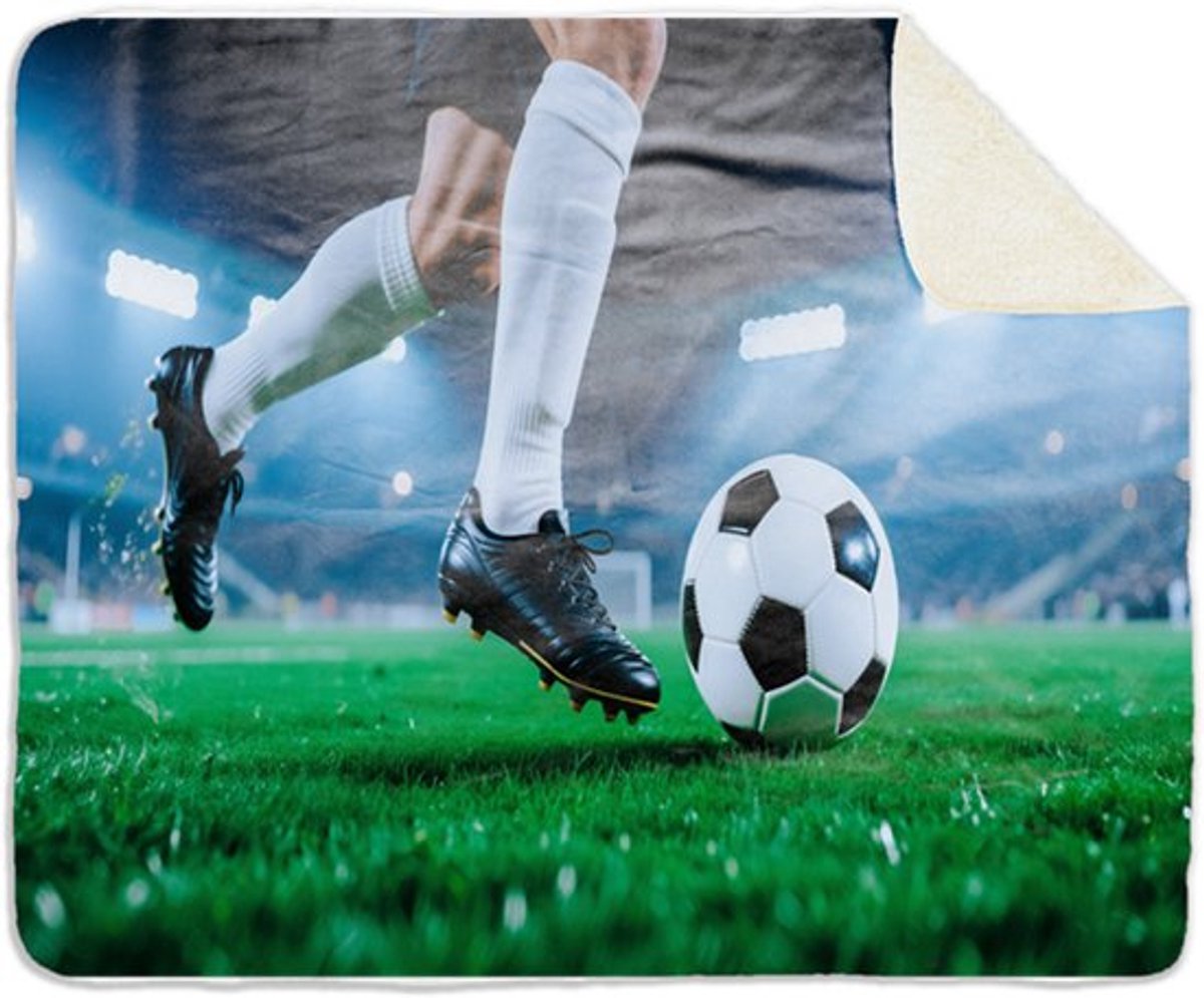 Fleecedeken Voetballer aan de bal, 96x146cm, Polyester Sherpa, FD2025040
