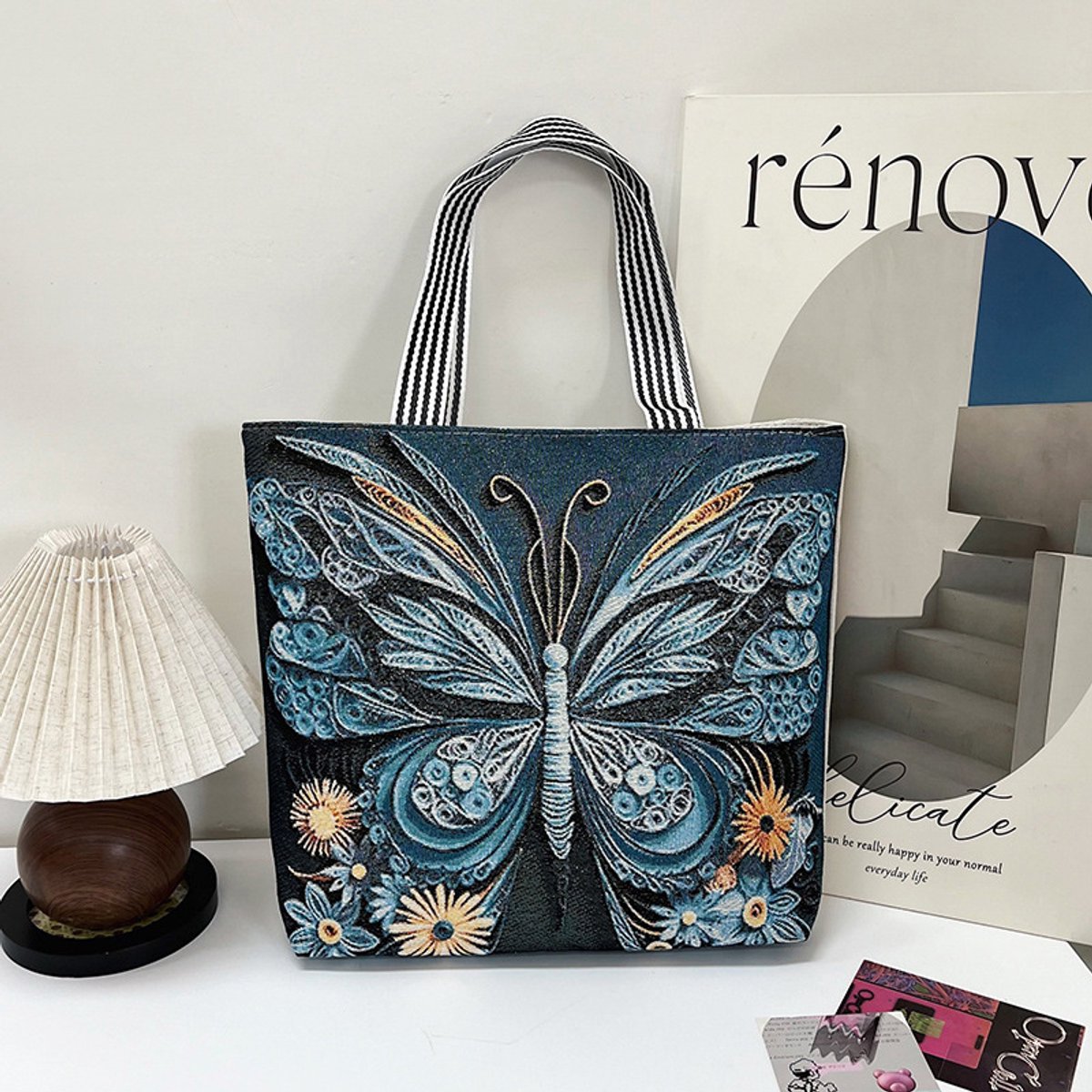 Canvas dames tote tas - 3D geborduurde vlinders - groot formaat - afmetingen 44 x 37 x 9 cm-Blauwe vlinder