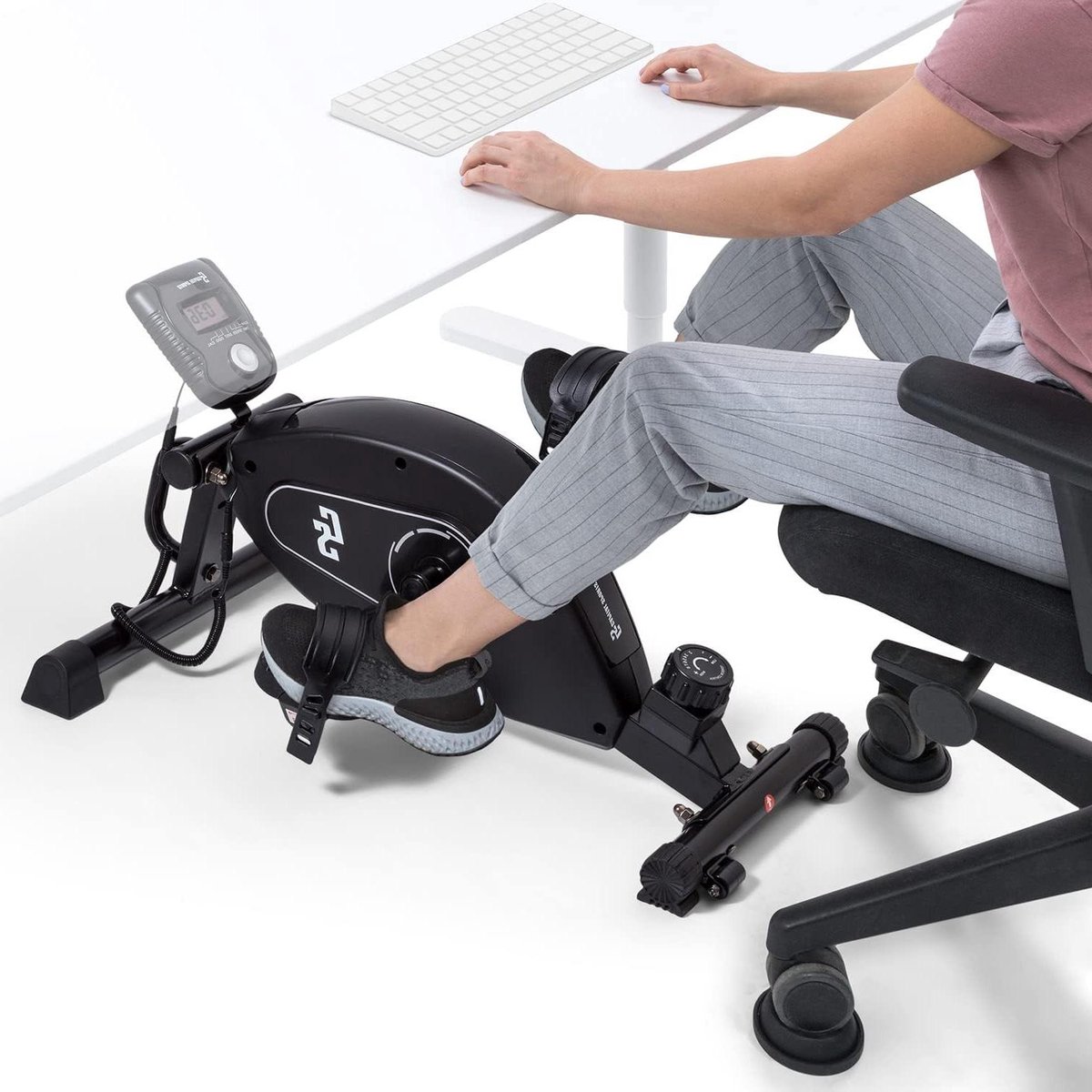 Mini Hometrainer - Beentrainer Ergometer - Zittend Trainen - Stille Magneetweerstand - 72 x 44 x 36 cm - Zwart