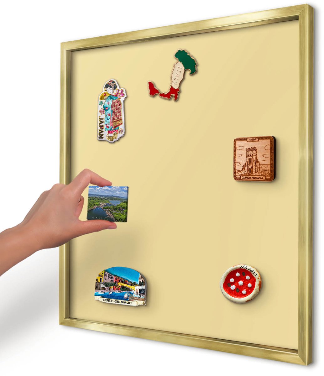 Artprintcave Romig Magneetbord mit Gouden Frame - 50x50 cm - Crèmegeel Magnetische Organizer - Minimalist Magnetisch Bord - Achtergronden En Patronen