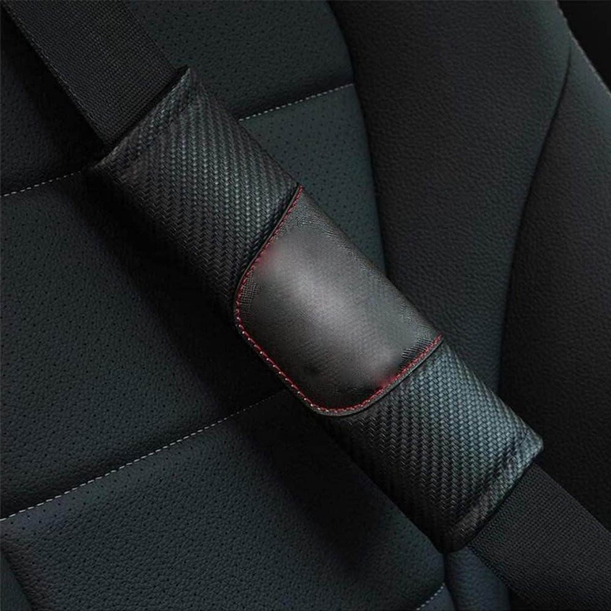 Autogordel Hoezen - Schouder Pad Set - Comfortabel Rijden - PU Leer met Spons - Universeel - Zwart